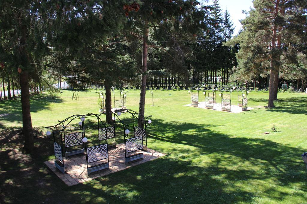 Hotel Restaurant Logis La Meridienne Anglards de Saint Flour Zimmer foto